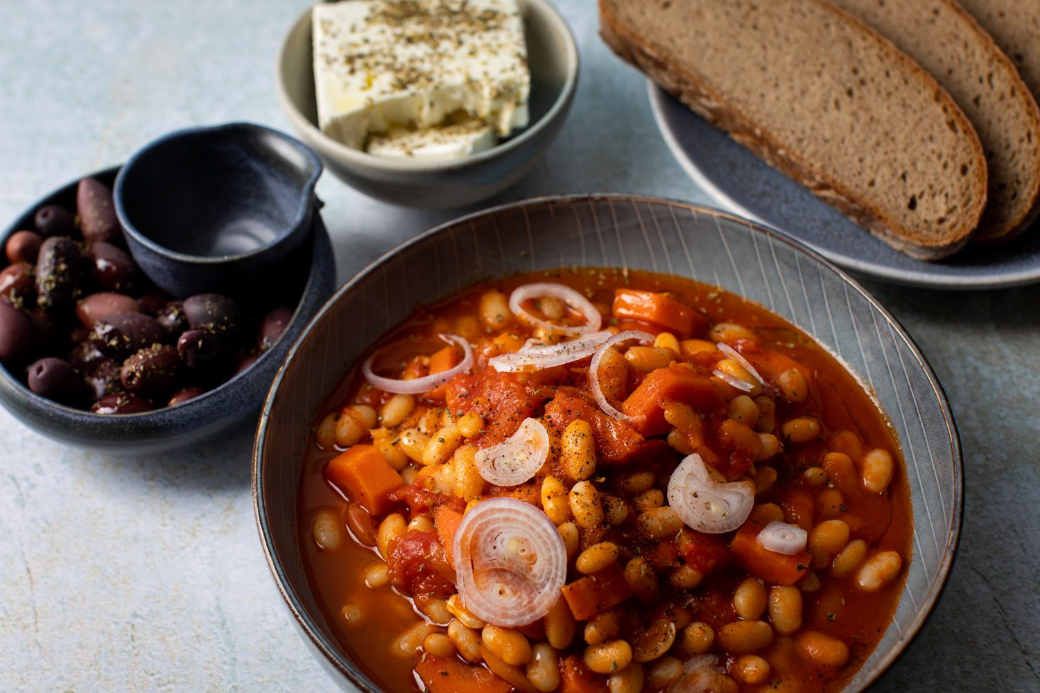 Fasolada (griechische Bohnensuppe) | Rezept - PAREA